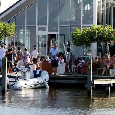 Lake View With Dishwasher Close To Amsterdam *