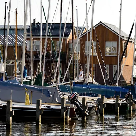 Lake View With Dishwasher Close To Amsterdam *
