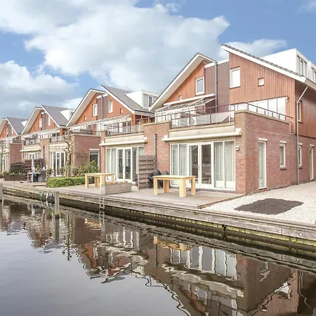 Lake View With Dishwasher Close To Amsterdam