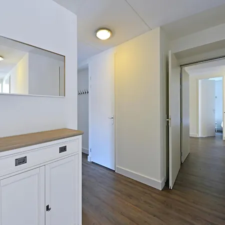Lake View With Dishwasher Close To Amsterdam Apartment