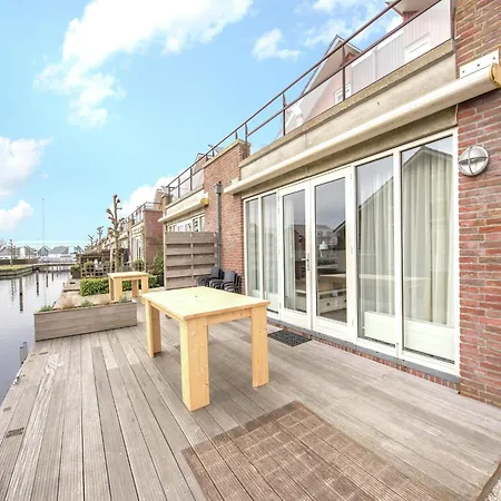 Lake View With Dishwasher Close To Amsterdam *
